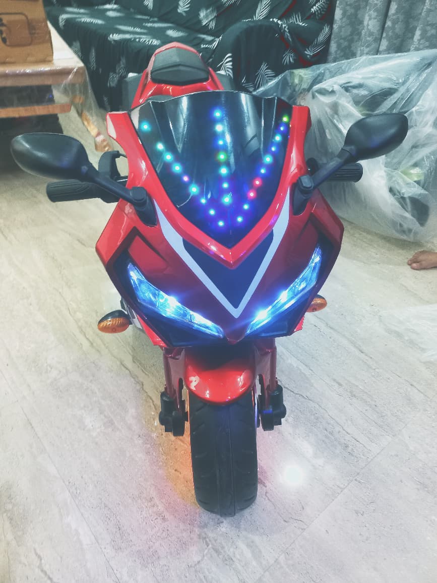 Toylura High-Speed Superbike Toy Bike
